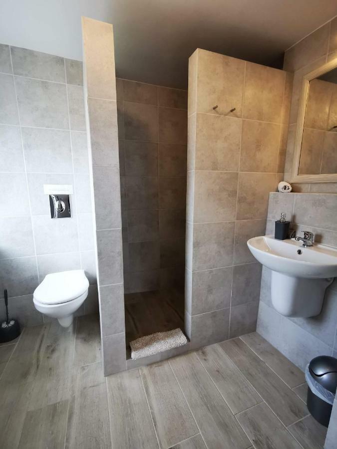 Pokoje Goscinne Gasowscy Dzieci Od 12 Roku Zycia Miedzyzdroje Exterior photo